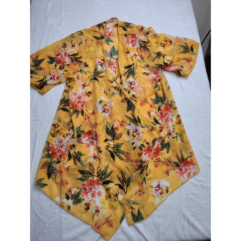 Emory Park Kimono Wrap Womens 1X Yellow Floral Lace Trim